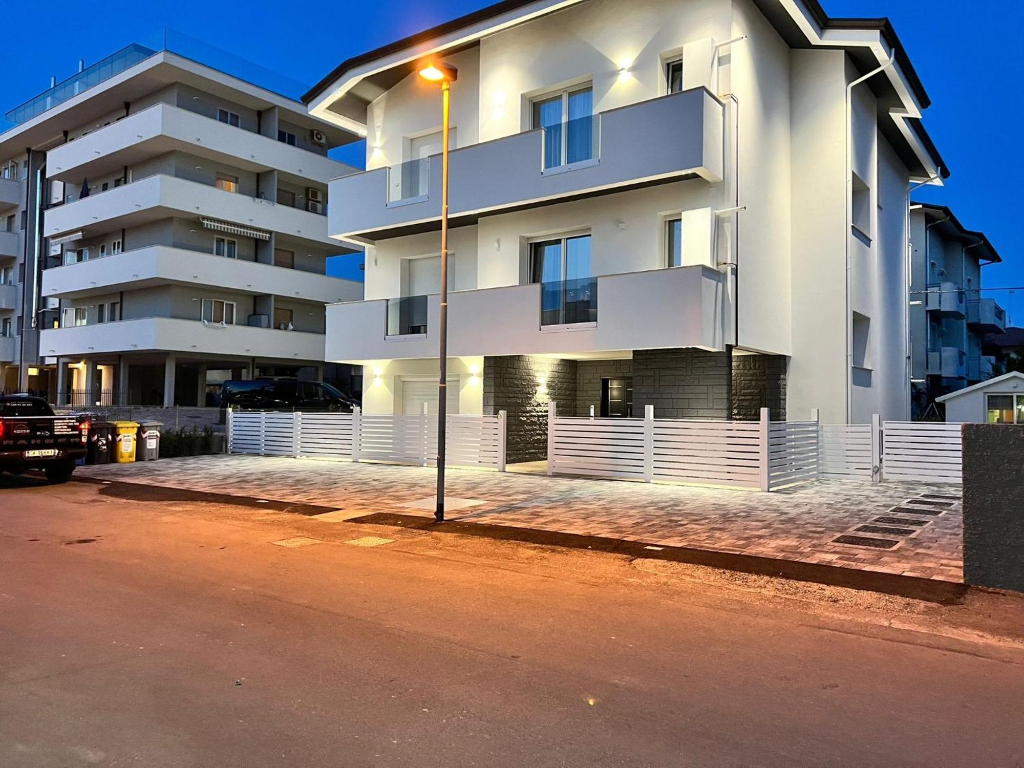 Villa Borghesi Suites Fronte Mare Rimini Exterior foto