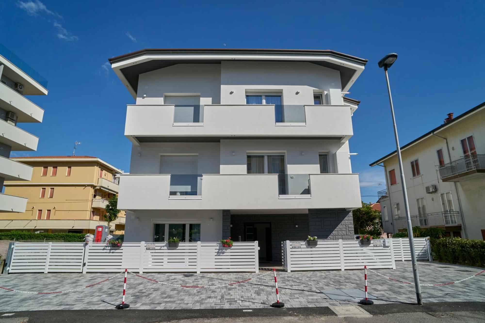 Villa Borghesi Suites Fronte Mare Rimini Exterior foto